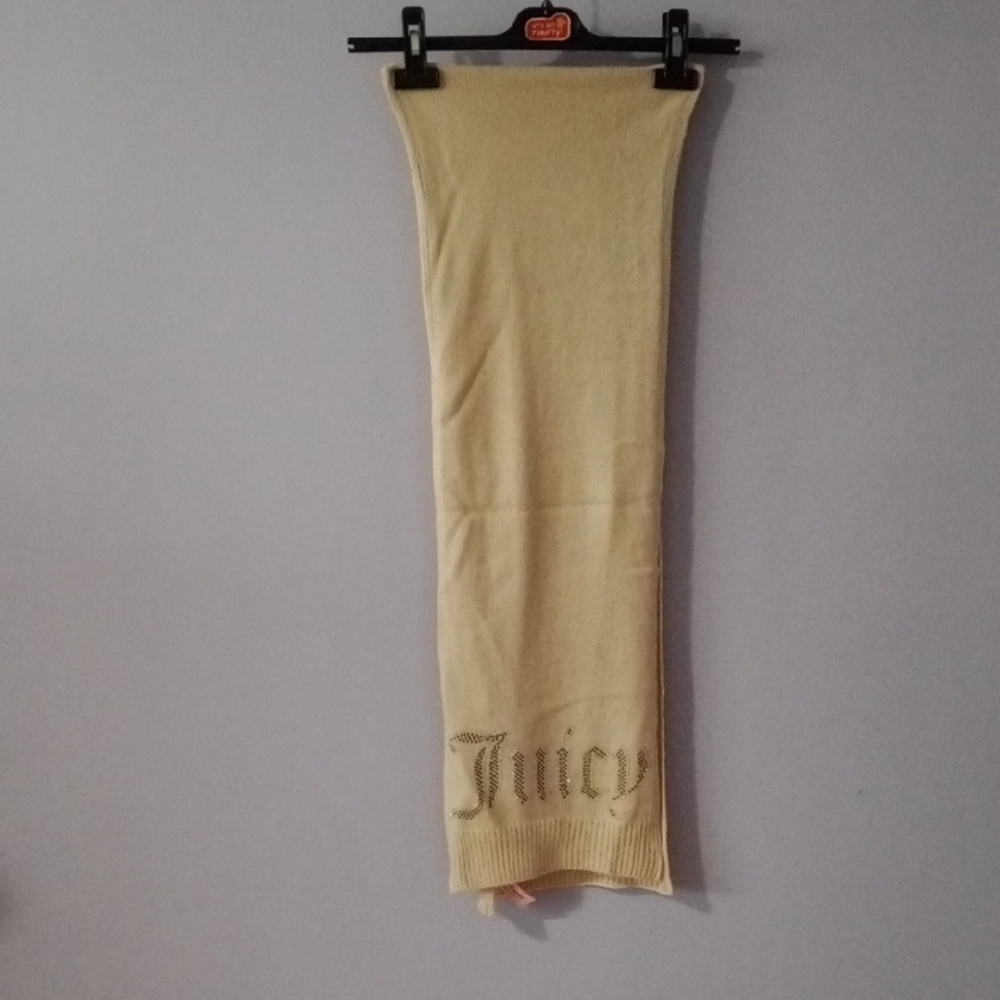 Juicy Couture Cream Resort Scarf